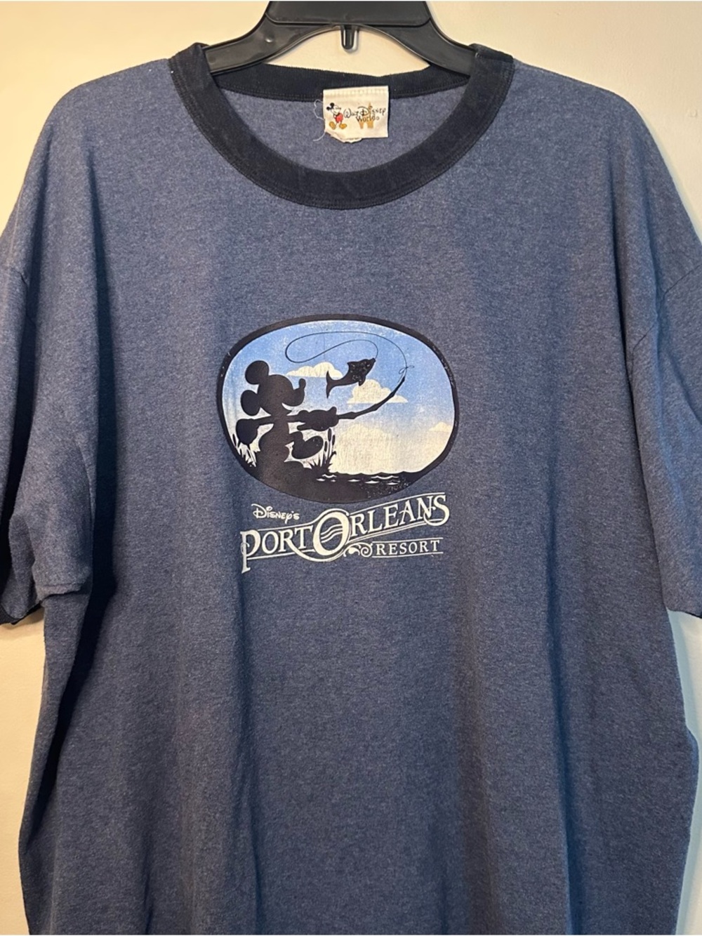 VTG Disney World Port Orleans Resort Mens 2XL Mickey Mouse Fishing Blue T-Shirt